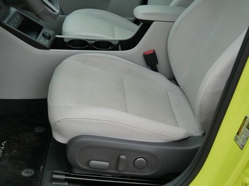 Used 2024 Hyundai Kona SEL FWD image 14