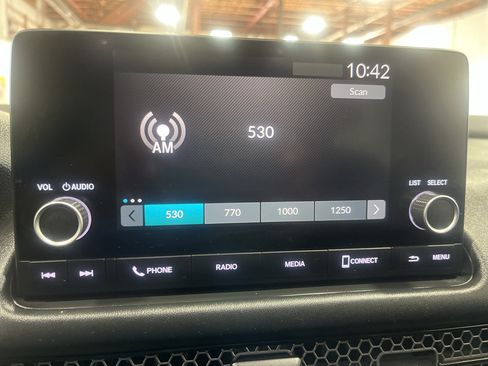 Used 2024 Honda HR-V Sport image 32