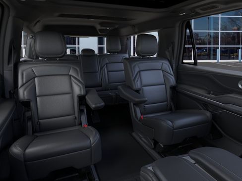 New 2025 Lincoln Navigator L Reserve w/ Jet Appearance Package image 11