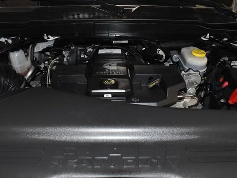 Used 2024 RAM 2500 Big Horn image 11