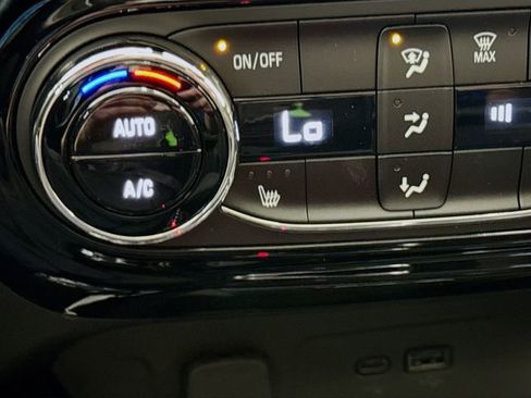 New 2026 Chevrolet Trax ACTIV w/ Sunroof Package image 21