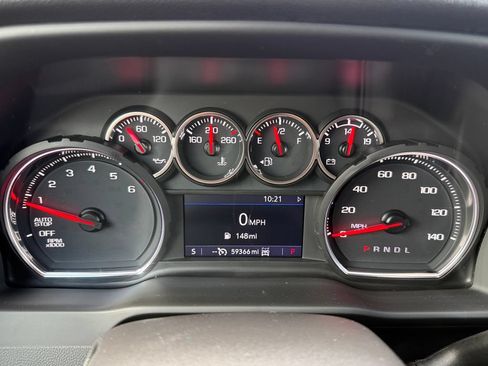 Used 2022 Chevrolet Silverado 1500 LT AWD/4WD image 10