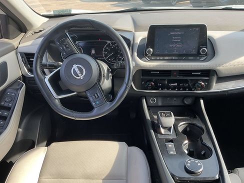 Used 2023 Nissan Rogue SV w/ SV Premium B Package AWD/4WD image 14