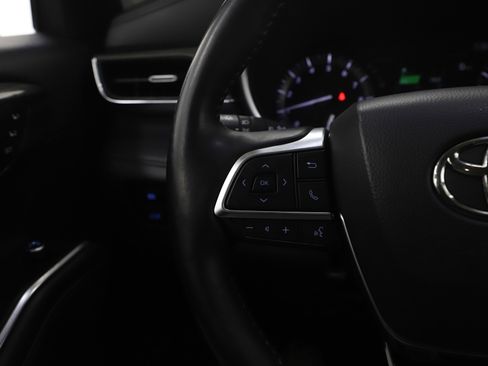 Used 2020 Toyota Highlander Limited image 26