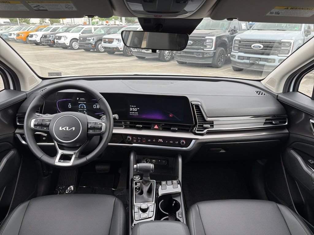 Used 2025 Kia Sportage EX FWD image 25