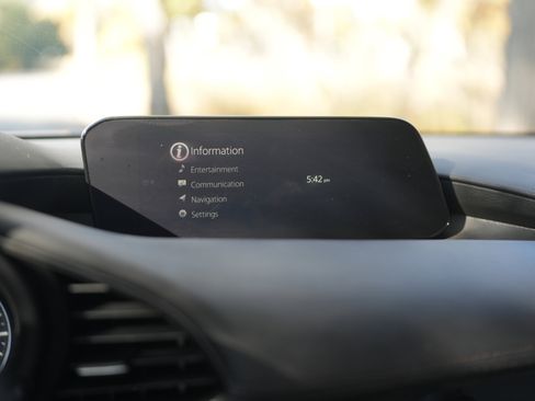 Used 2021 MAZDA MAZDA3 s image 15