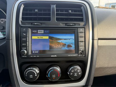 Used 2011 Dodge Caliber Mainstreet FWD image 18