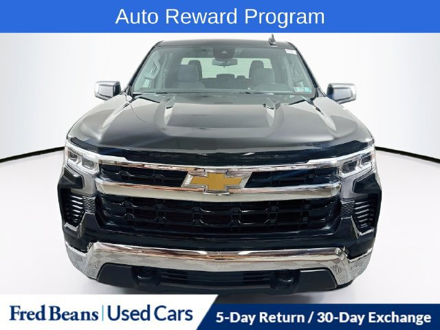 Used 2024 Chevrolet Silverado 1500 LT AWD/4WD image 2