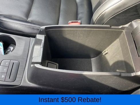 Used 2022 Ford Escape Titanium image 14