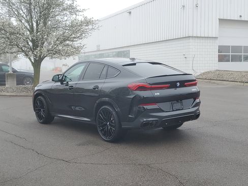 Certified 2025 BMW X6 M60i w/ Climate Comfort Package AWD/4WD image 2