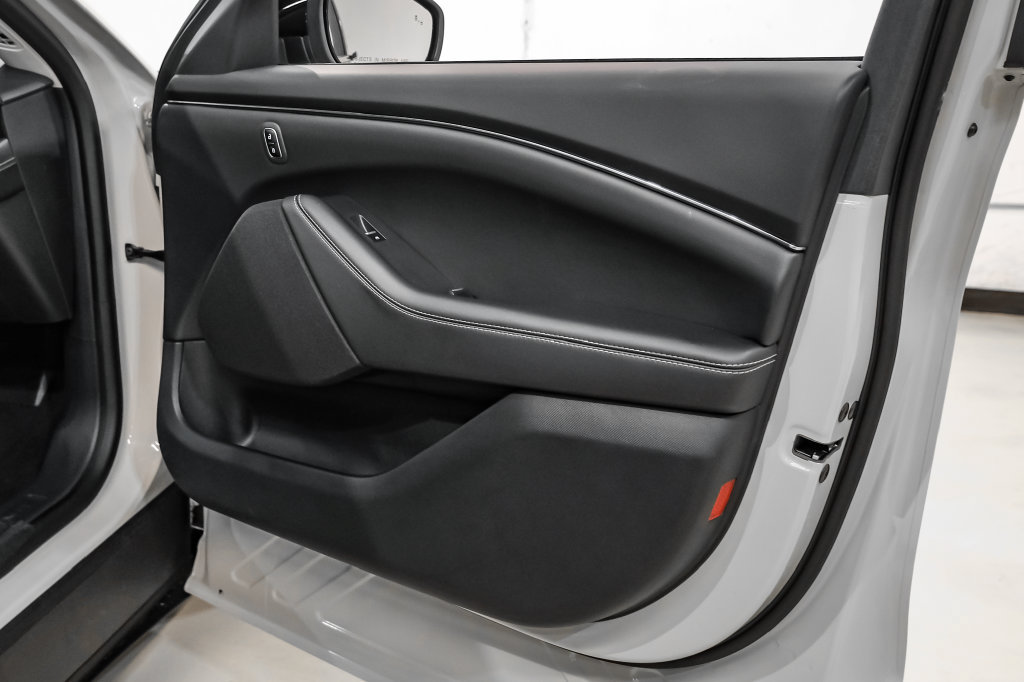 Used 2025 Ford Mustang Mach-E Select RWD image 46