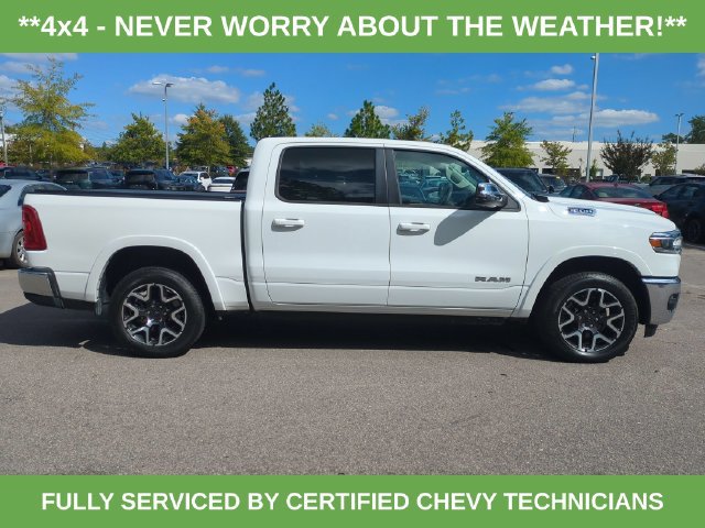 Used 2025 RAM 1500 Laramie AWD/4WD image 3