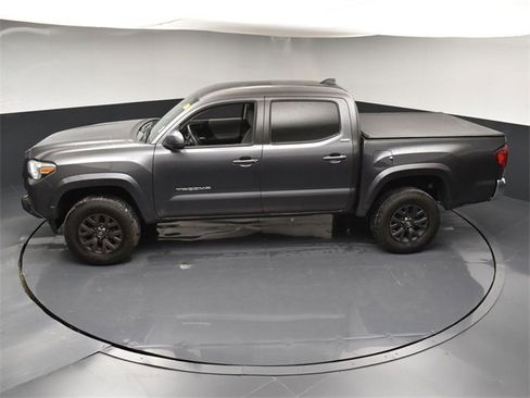 Used 2020 Toyota Tacoma SR5 image 45