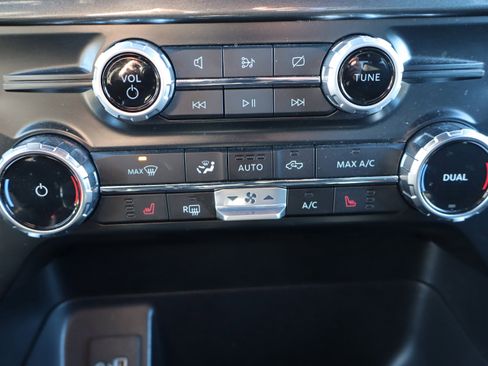 Used 2023 Ford F150 XLT w/ Equipment Group 302A High image 20