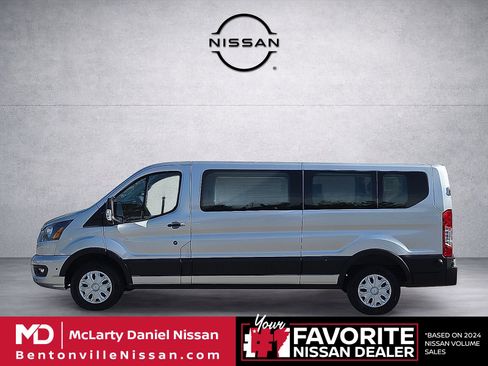 Used 2024 Ford Transit 350 XLT RWD image 3