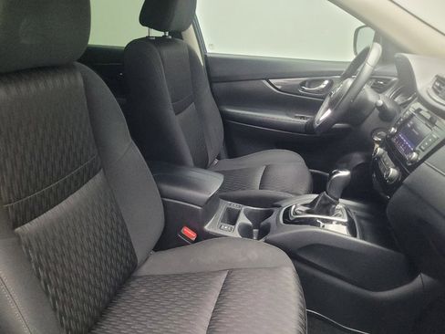 Used 2019 Nissan Rogue S w/ Special Edition Package FWD image 21
