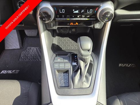 Certified 2024 Toyota RAV4 XLE FWD image 29