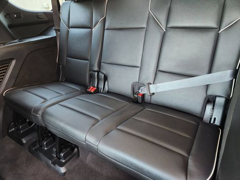 Used 2024 Cadillac Escalade Sport w/ LPO, ONYX Package RWD image 32