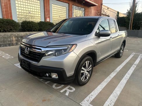 Used 2017 Honda Ridgeline RTS image 1