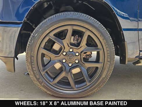 Used 2024 RAM 1500 Laramie AWD/4WD image 32