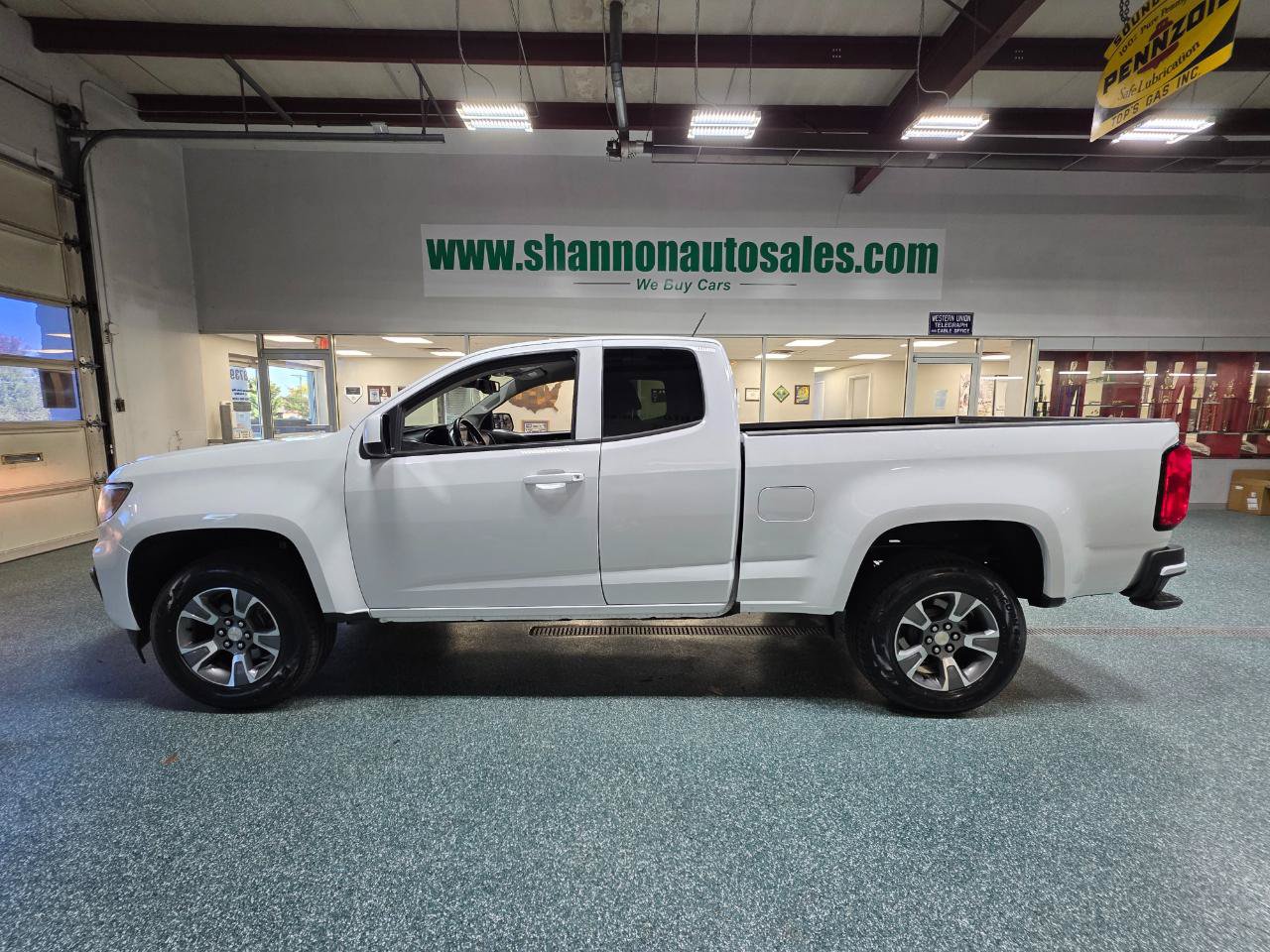 Used 2022 Chevrolet Colorado LT w/ Fleet Safety Package RWD image 11