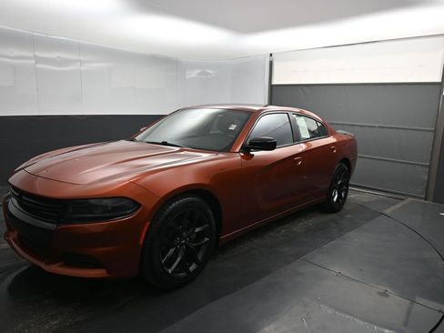 Used 2022 Dodge Charger SXT w/ Blacktop Package RWD image 12