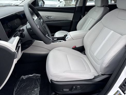 New 2026 Hyundai Tucson SEL image 9