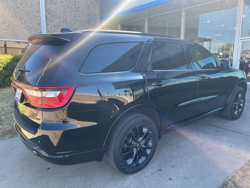 Used 2022 Dodge Durango GT image 3
