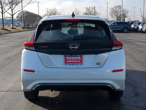 Used 2025 Nissan Leaf SV Plus image 6
