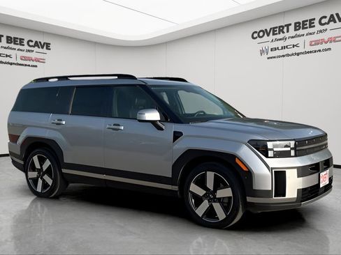 Used 2024 Hyundai Santa Fe Limited image 1