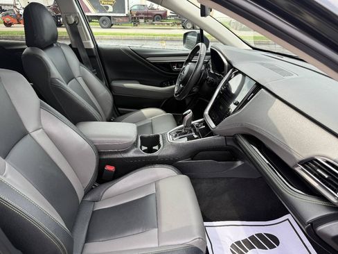 Used 2025 Subaru Outback Onyx Edition w/ Popular Package #2 AWD/4WD image 26