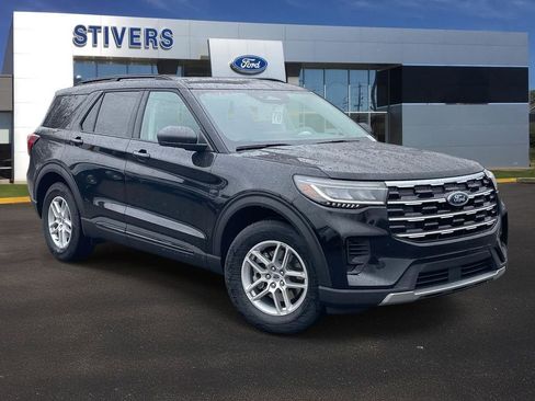 New 2026 Ford Explorer Active RWD image 1