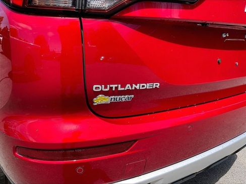 Used 2024 Mitsubishi Outlander SE AWD/4WD image 30