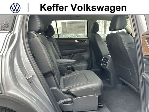 New 2026 Volkswagen Atlas SE FWD image 27