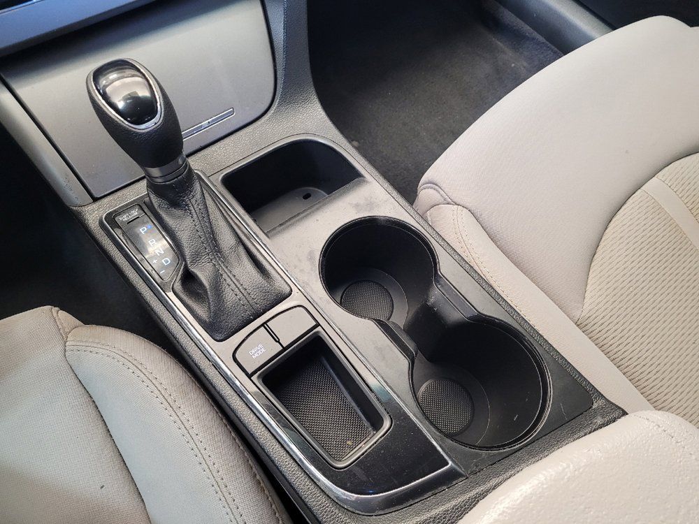 Used 2015 Hyundai Sonata SE w/ Option Group 09 FWD image 26