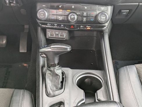 Used 2021 Dodge Durango GT image 17