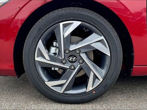 New 2026 Hyundai Elantra Limited image 12