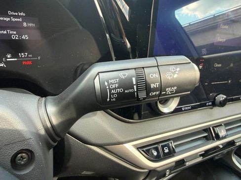 New 2026 Lexus RX 450h AWD image 17