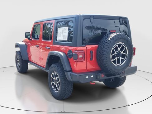 Used 2026 Jeep Wrangler Unlimited Rubicon image 5