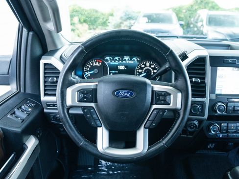 Used 2019 Ford F150 Lariat AWD/4WD image 12