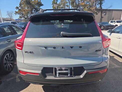 Used 2026 Volvo XC40 B5 Ultra w/ Protection Package Premier image 4