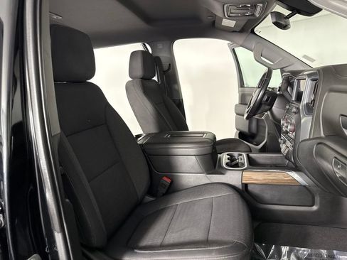 Used 2019 Chevrolet Silverado 1500 RST AWD/4WD image 36