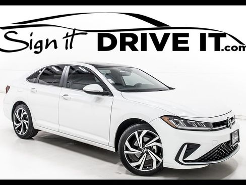 Used 2025 Volkswagen Jetta SEL FWD image 1