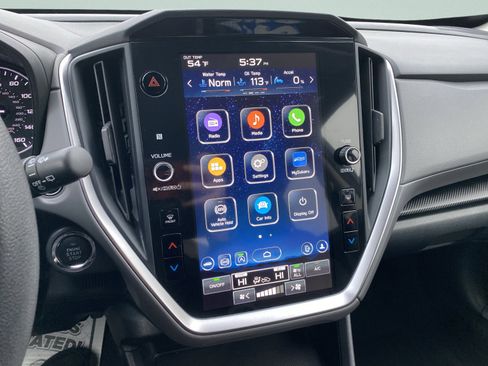 Used 2024 Subaru Crosstrek 2.0i Premium image 19