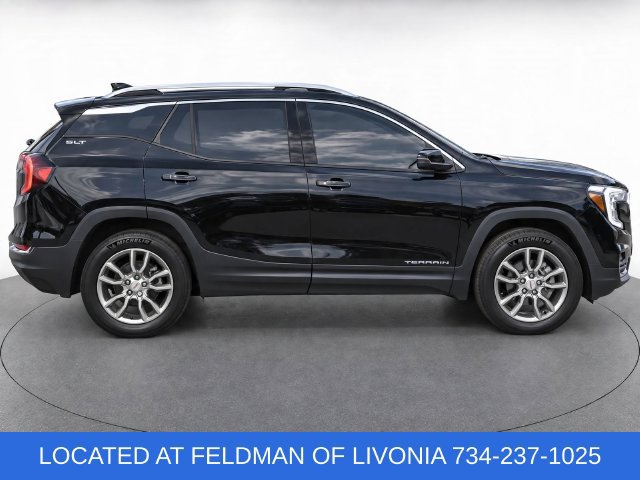Certified 2024 GMC Terrain SLT w/ LPO, Floor Liner Package AWD/4WD image 8