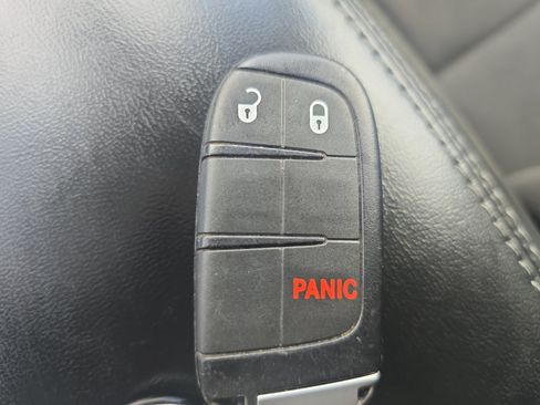 Used 2021 Dodge Durango SXT w/ 3rd Row Seating Group RWD image 29