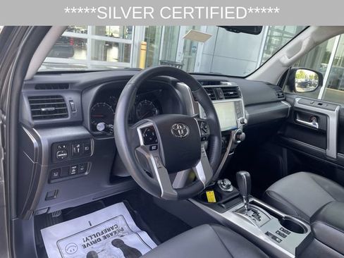 Certified 2022 Toyota 4Runner SR5 Premium w/ Moonroof Package AWD/4WD image 18