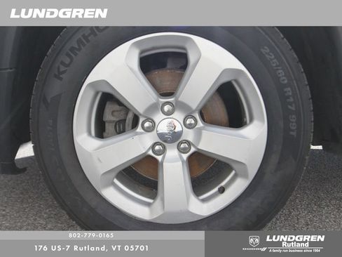 Used 2020 Jeep Compass Latitude w/ Cold Weather Group AWD/4WD image 38