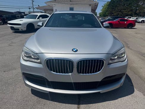 Used 2013 BMW 750Li RWD image 2