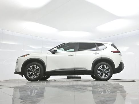 Used 2023 Nissan Rogue SV FWD image 64